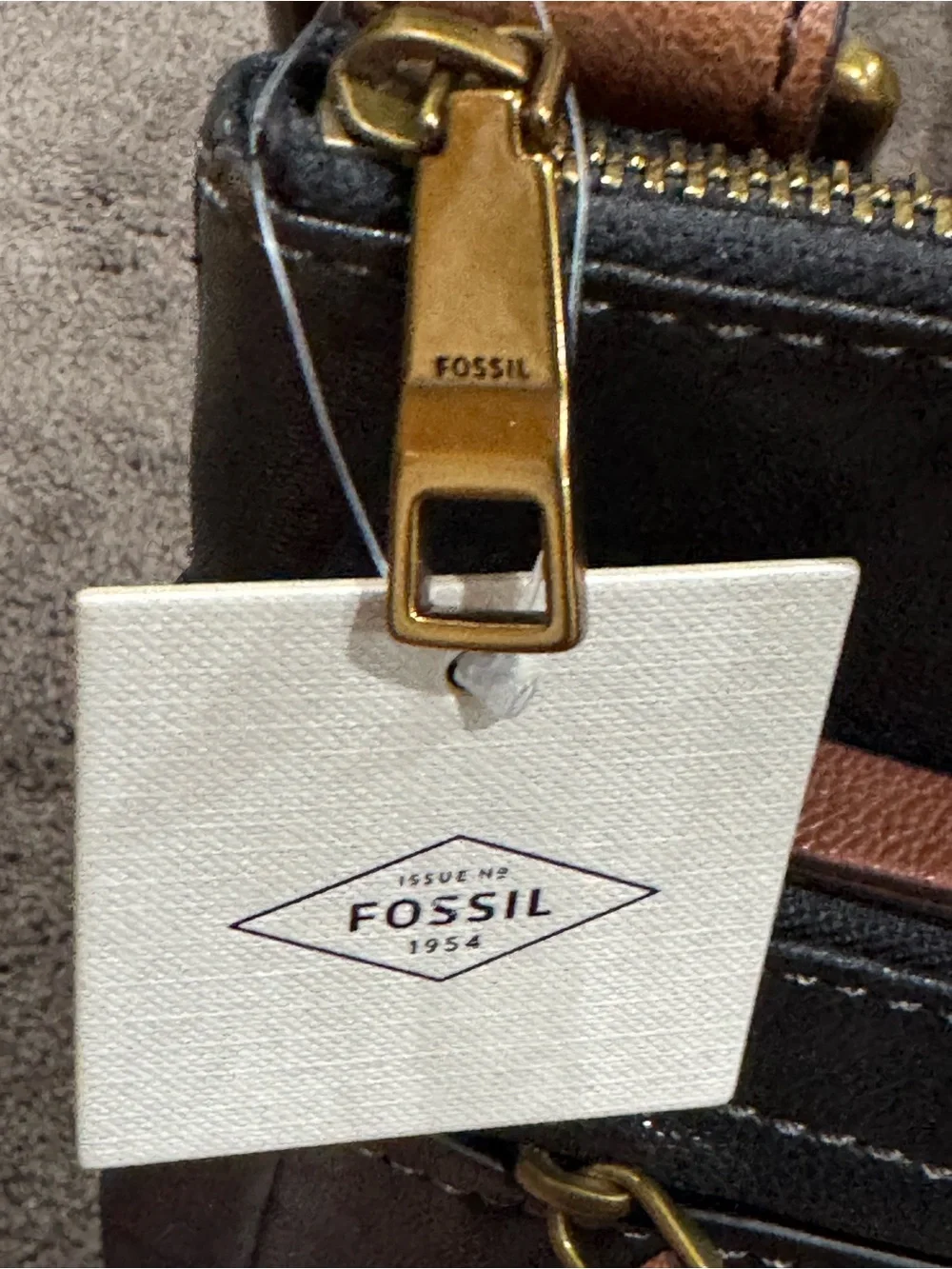 NWTD Fossil “Corey Black” Leather Purse Triple Zip Crossbody Bag - ZB6845001